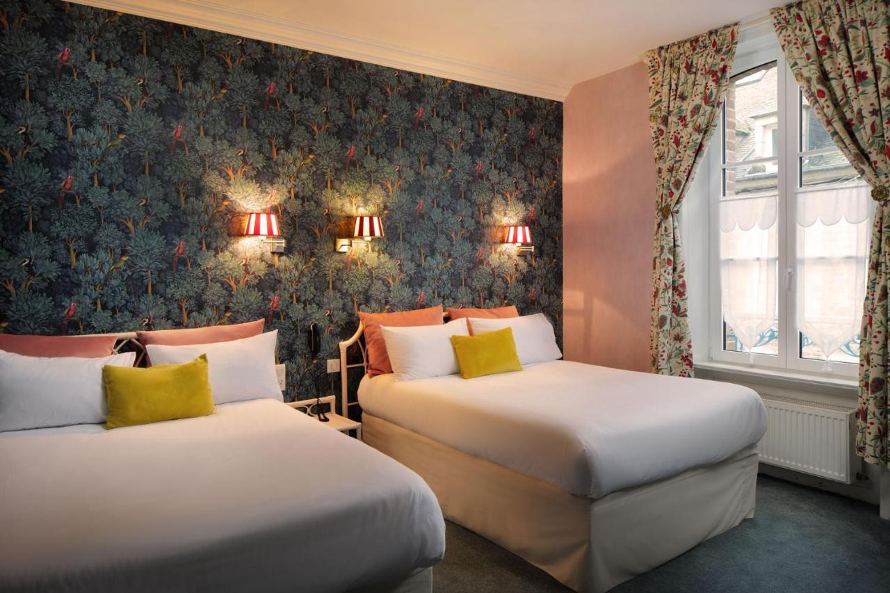 Logis Hotel Les Fuchsias Сен-Вааст-ла-Уг Экстерьер фото