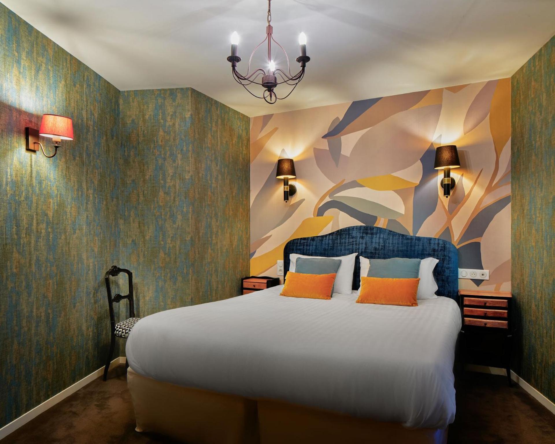 Logis Hotel Les Fuchsias Сен-Вааст-ла-Уг Экстерьер фото